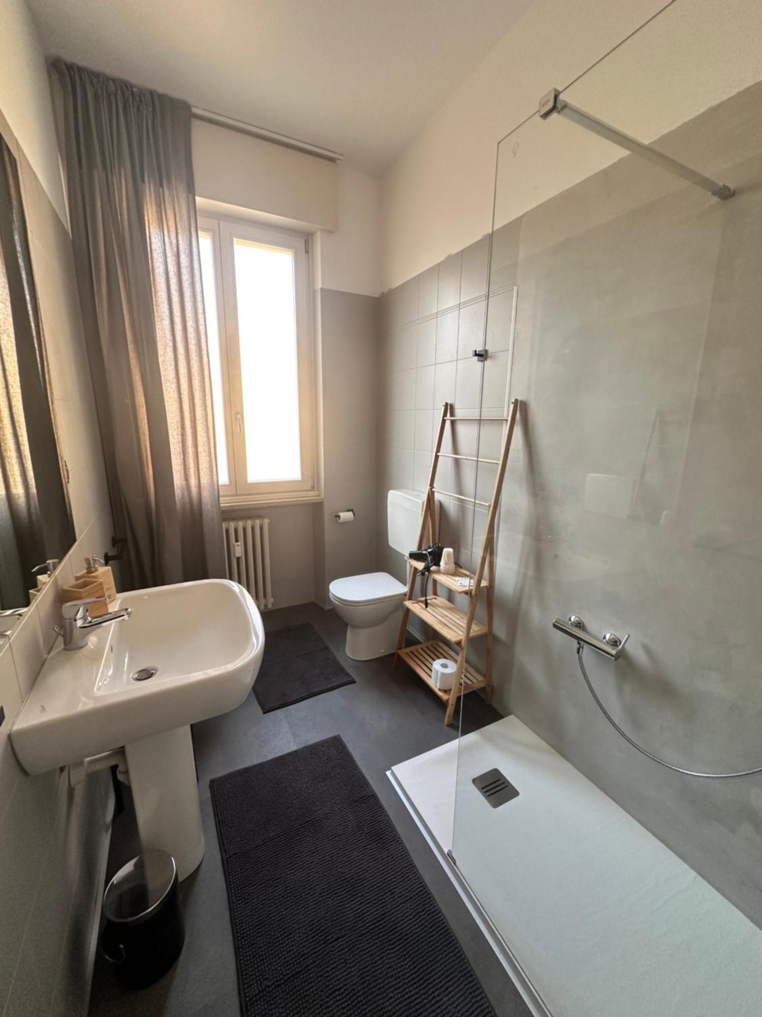 Catullo 12 Hotel เวโรนา ภายนอก รูปภาพ